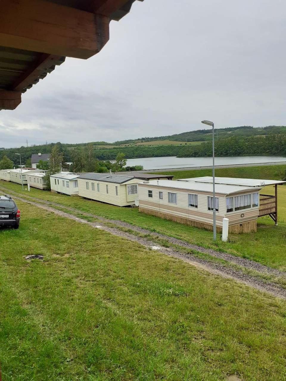 Villa Mobilheim Na Louce Vyrovice Exterior foto